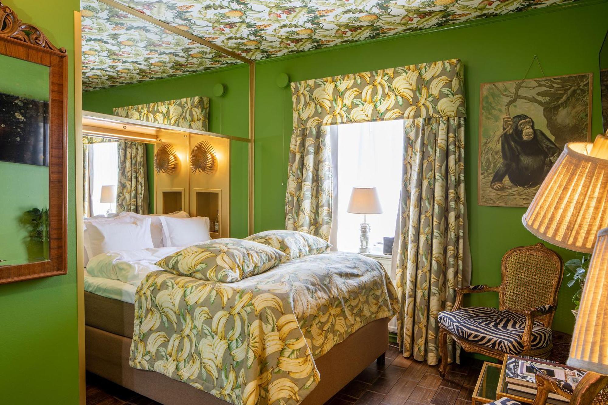 Bomans Hotell I トローサ エクステリア 写真