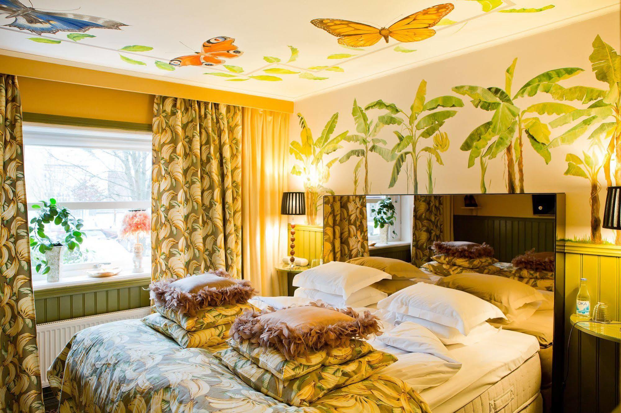 Bomans Hotell I トローサ エクステリア 写真
